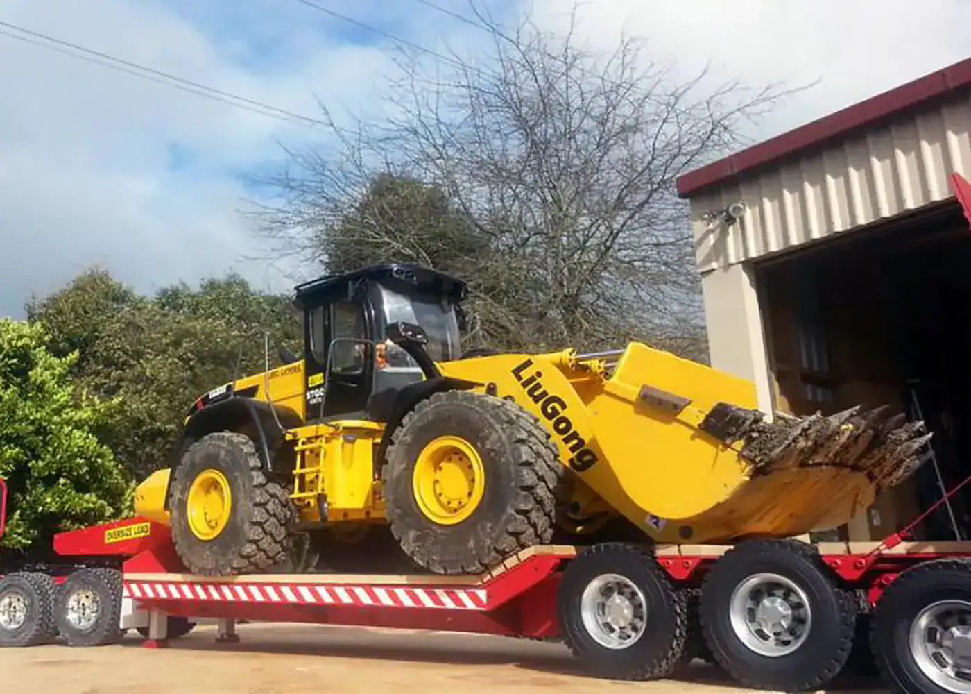 Wheel Loader Transport | Titan Worldwide | (888) 500-8884